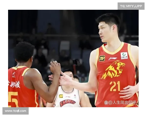 CBA重罚广厦20万引发热议 外籍裁判主导比赛缺乏主场优势保障 CBA重罚广厦20万引发热议 外籍裁判主导比赛缺乏主场优势保障